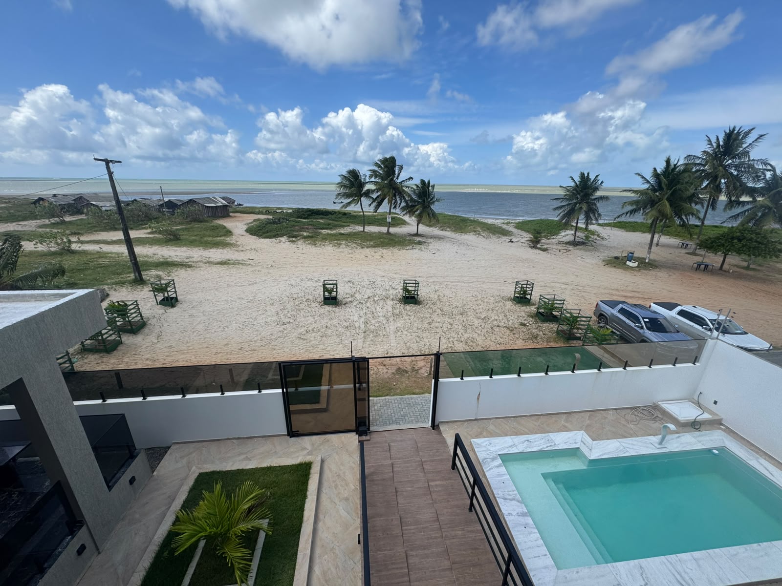 Casa Pé na Areia de Alto Padrão – Ponta de Lucena / Praia do Holandês